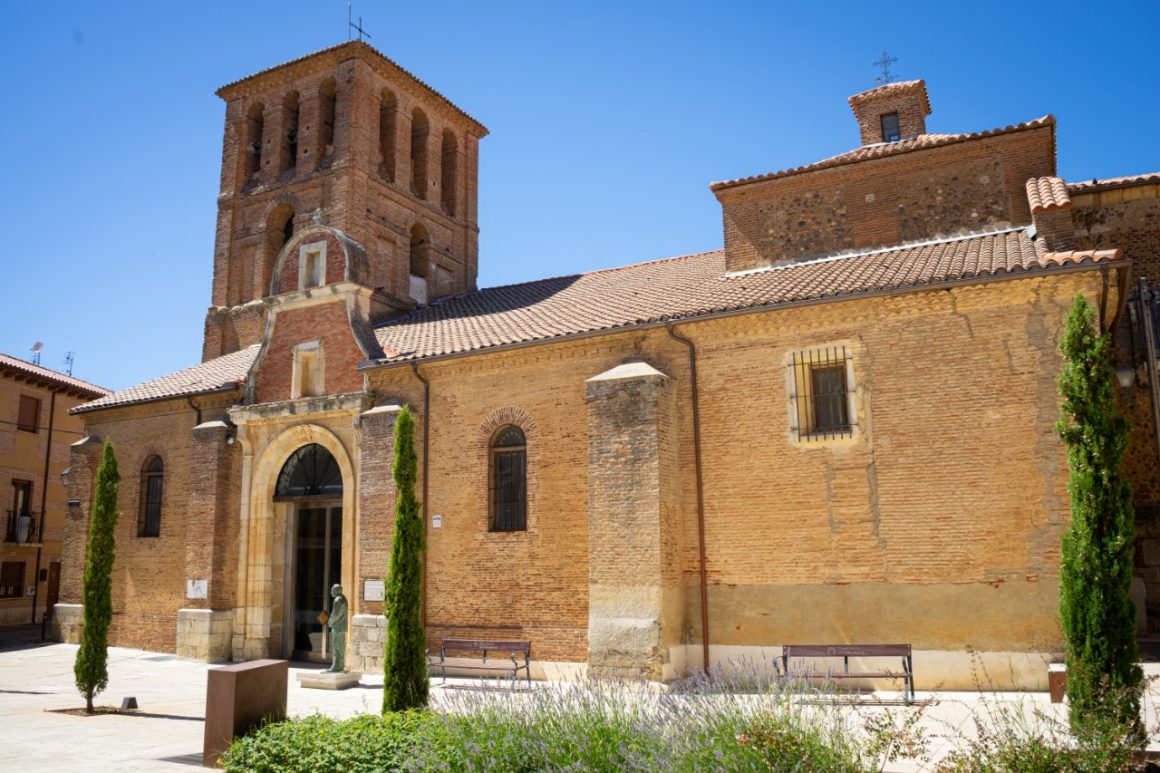 Iglesia de San Pedro – Museo VRO