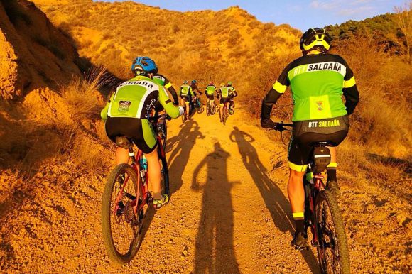 De la vega a la montaña sin bajarse de la bicicleta